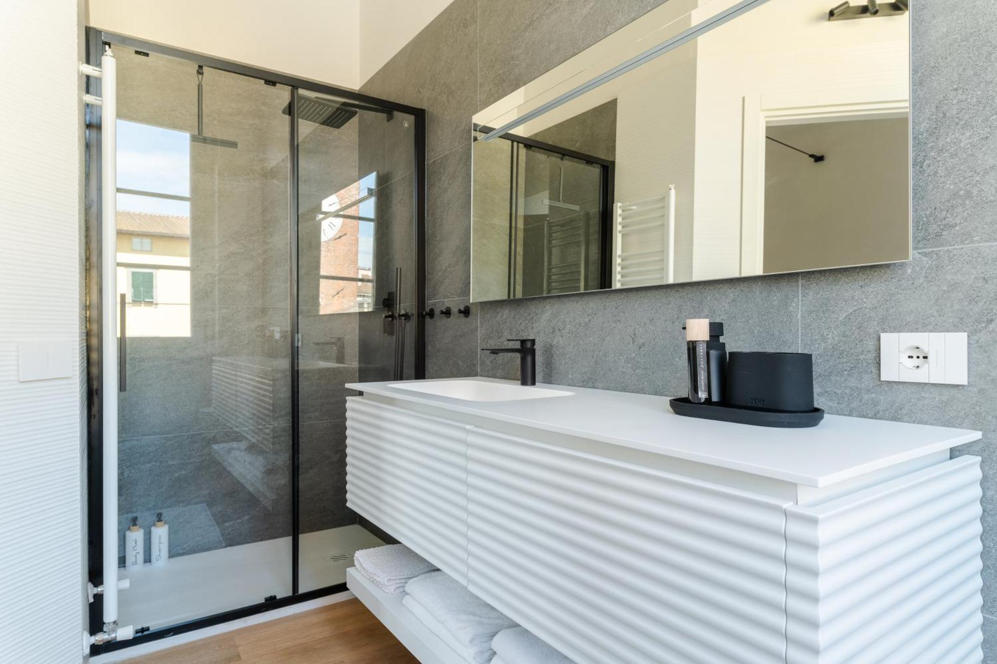 Chic Vibes And An Espresso Apartment